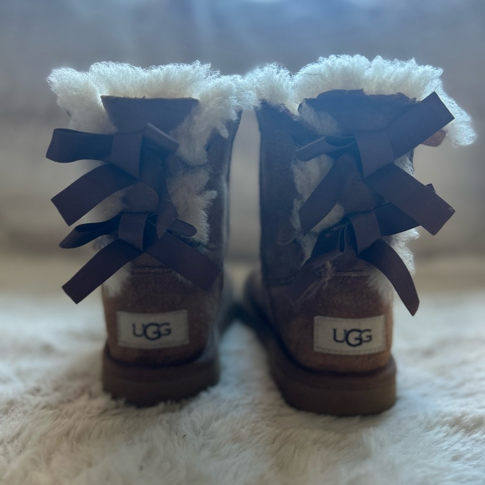 Little Girl’s size 12 Ugg Bailey Bow II Boot